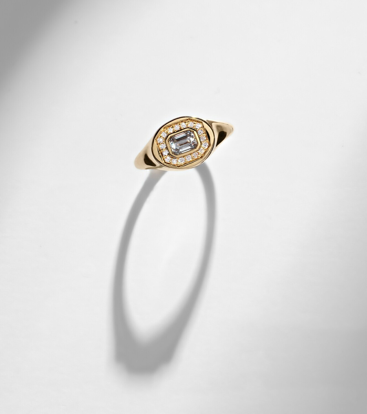 Stone and Strand Essential Splurge 14kt gold pinky ring with diamonds
