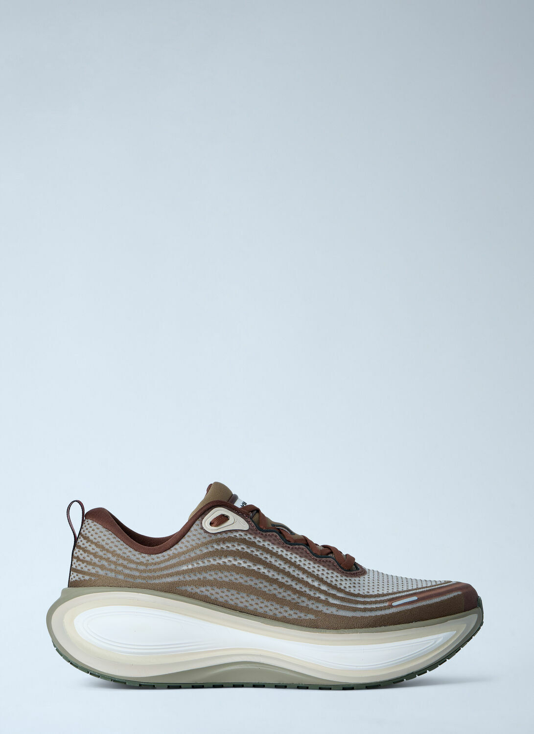 Nike Vomero Plus QS Sneakers