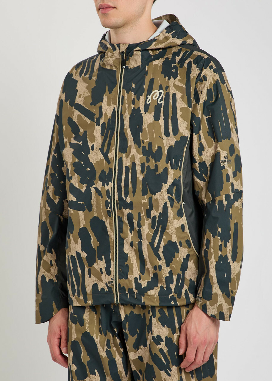 Malbon Tour Divot Waterproof Camouflage Hooded Nylon Jacket Multicoloured