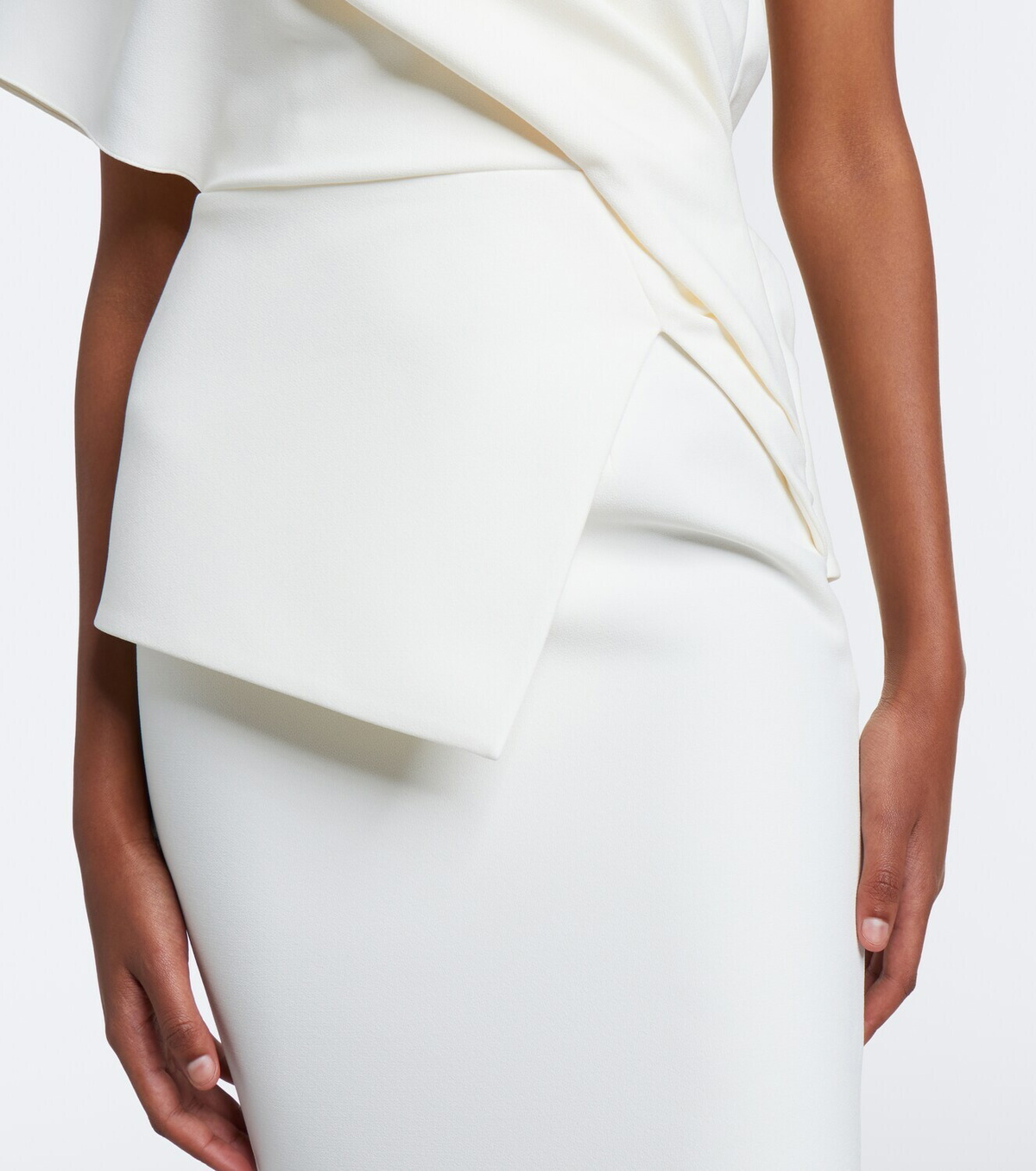 Safiyaa Elyna asymmetric crêpe gown