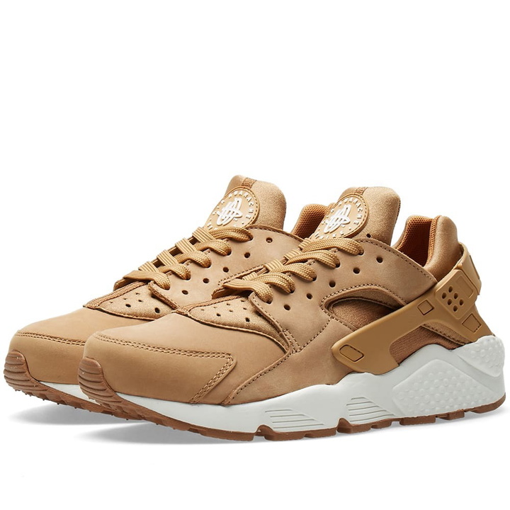 Photo: Nike Air Huarache Run Brown