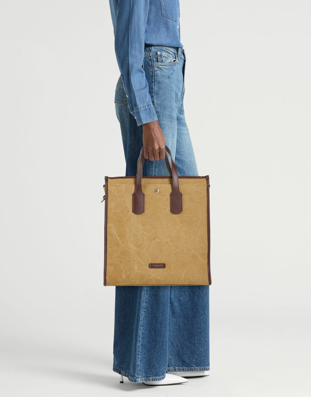 Gianni Chiarini Womens Handbag Marigold