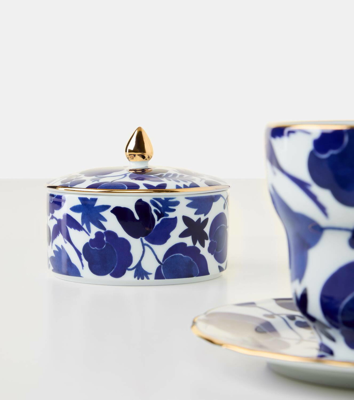 La DoubleJ Porcelain container