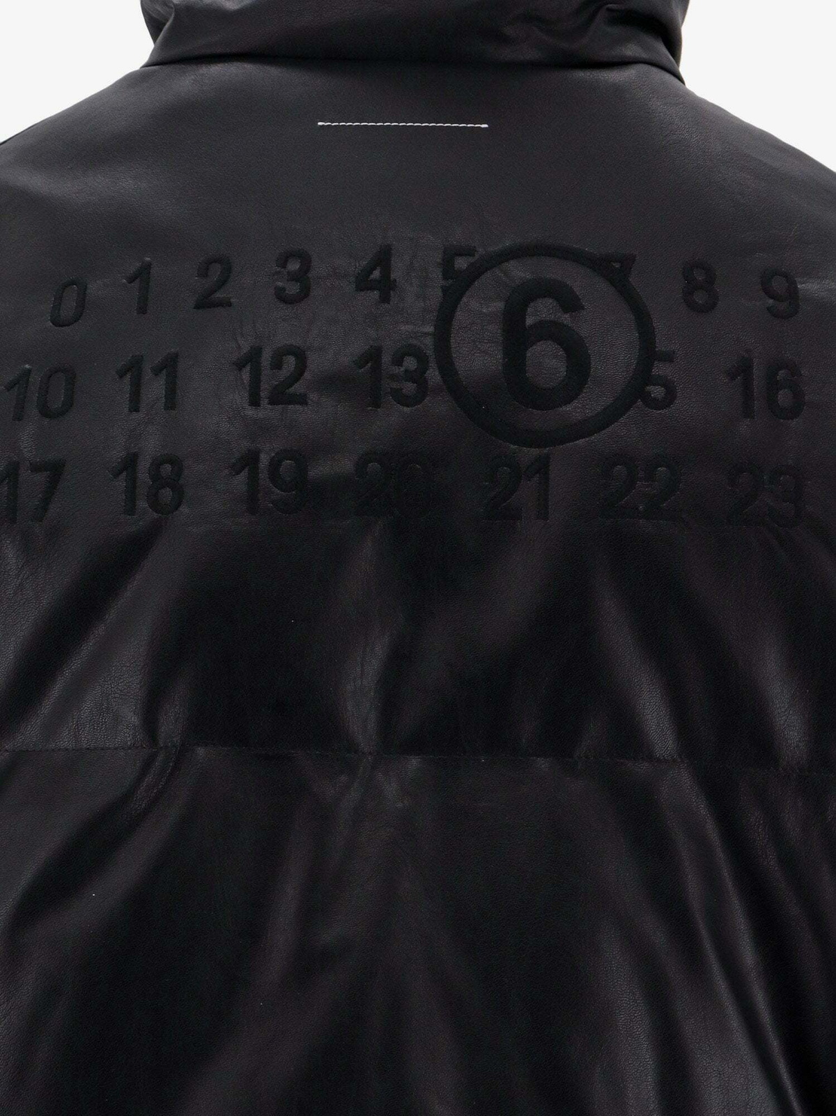 Mm6 Maison Margiela Black Half Sleeve