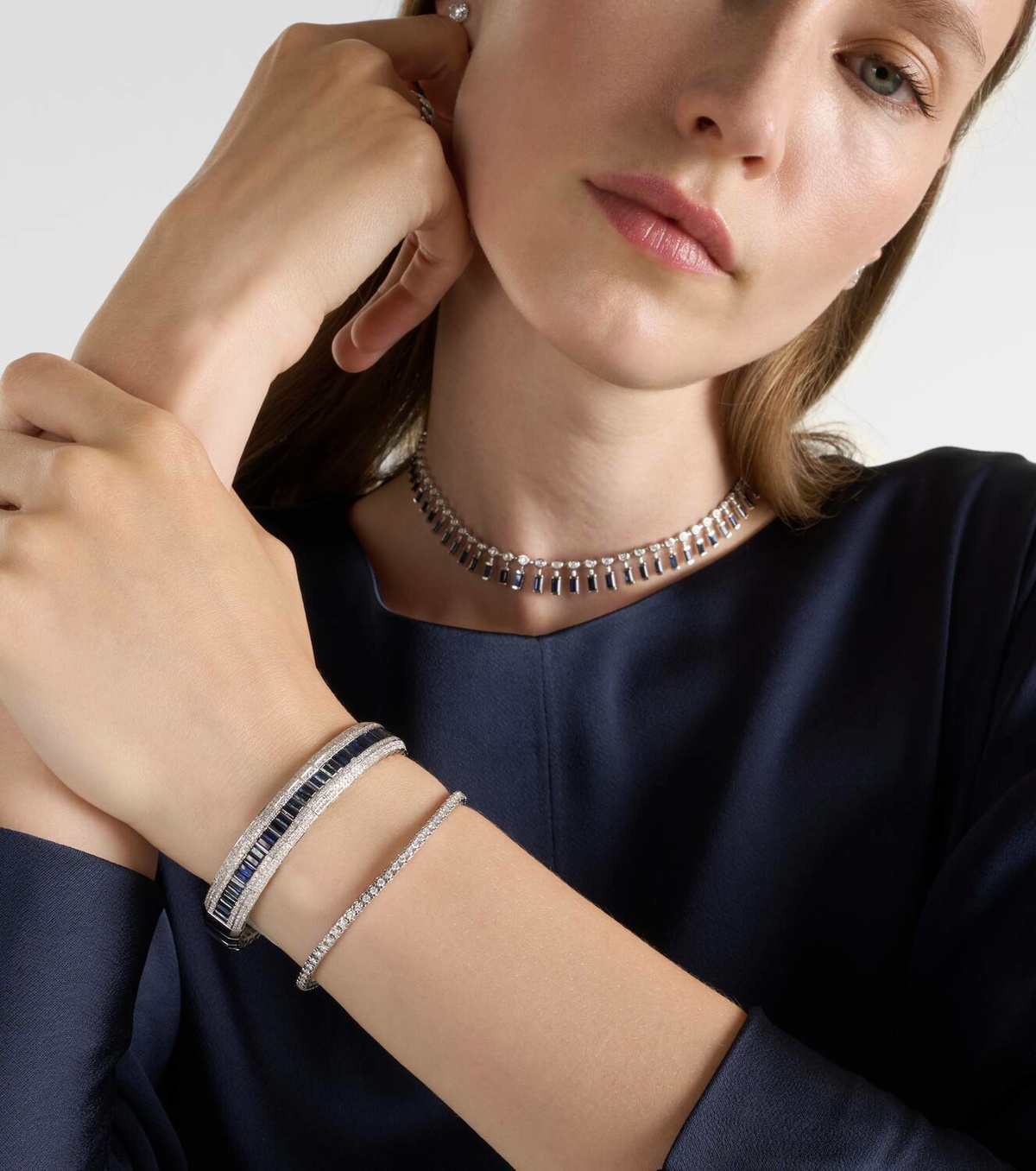 Shay Jewelry Diamond Pave Scales Stretch 18kt white gold bracelet with sapphires and diamonds