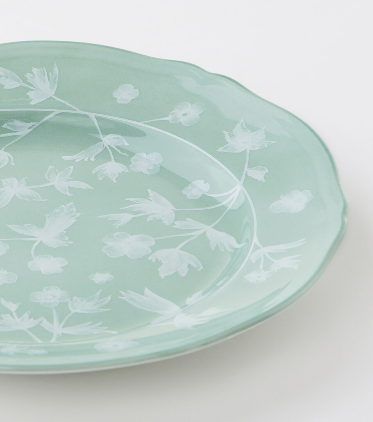 Cabana x Ginori 1735 porcelain dessert plate