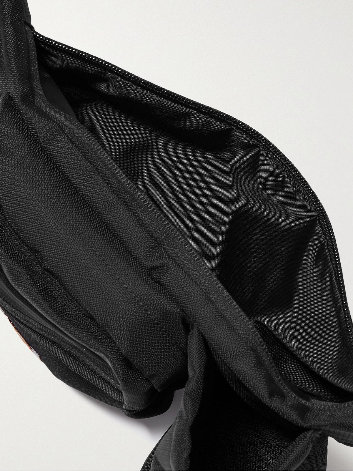 Carhartt Work In Progress: Black Delta Hip Bag