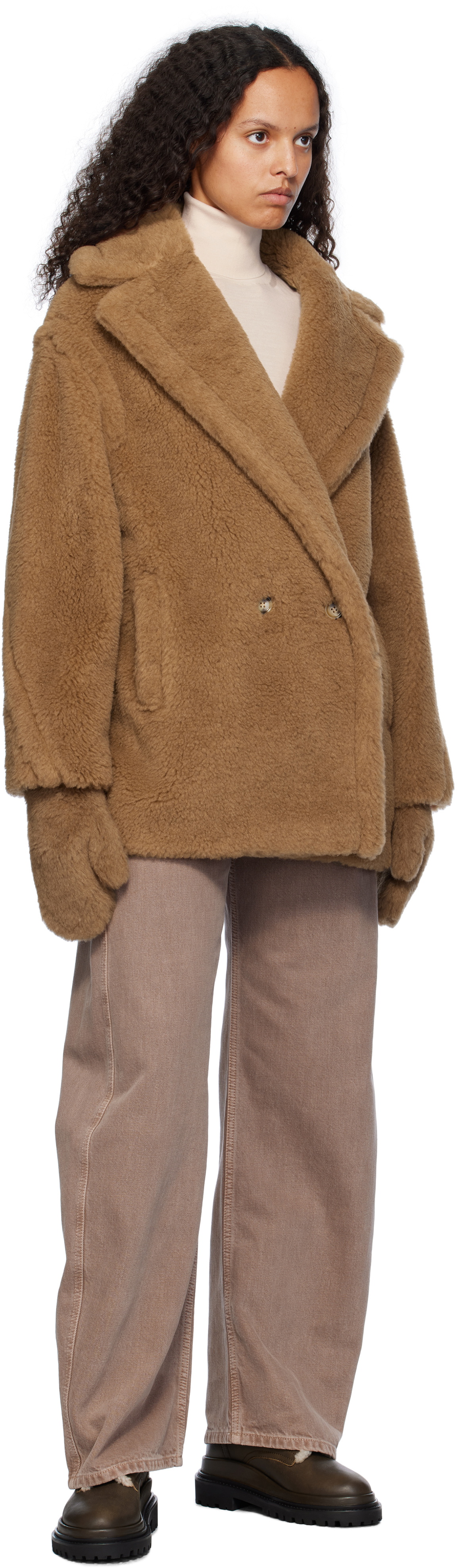 【Max Mara】 Ombratoテディー mittens Teddy fabric mittens, camel | 
