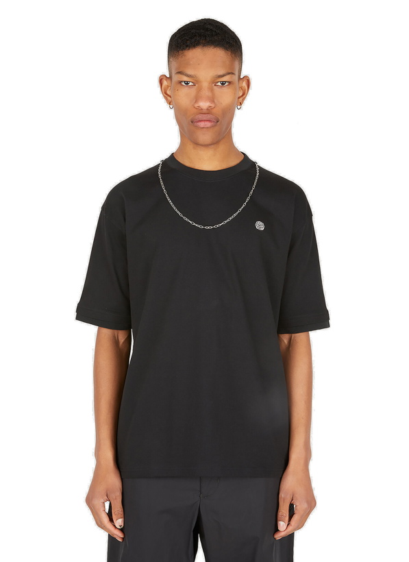 Photo: Chain Logo Embroidered T-Shirt in Black