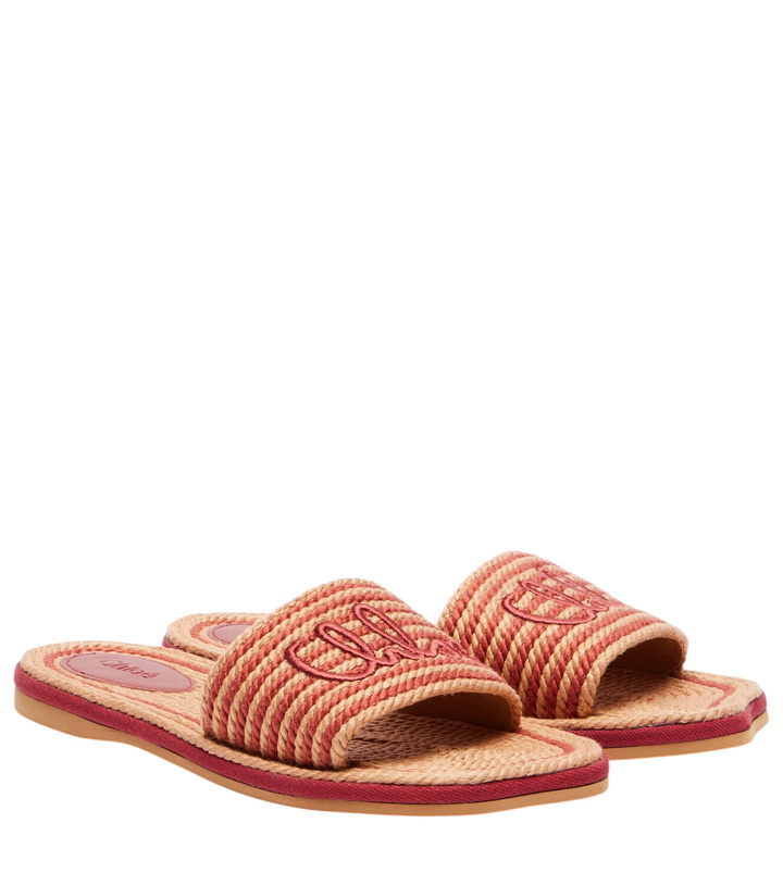 Photo: Chloé Chloé Sand logo slides