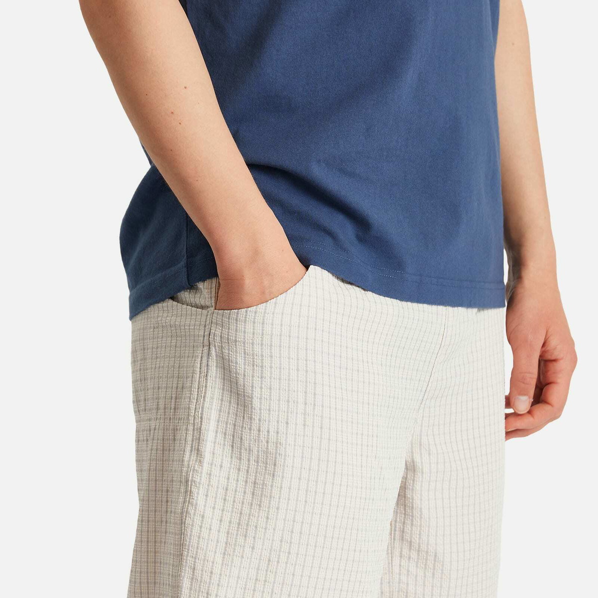Metalwood Studio Men's Textured Caddie Shorts in Oat