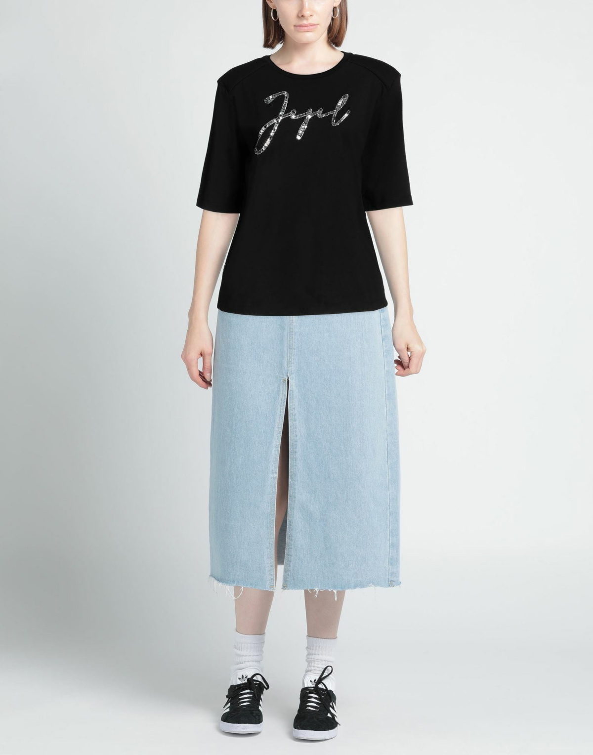 Jijil Womens T-shirt in Black