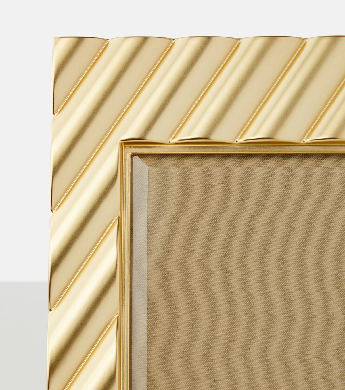 L'Objet Maxime gold-plated metal picture frame