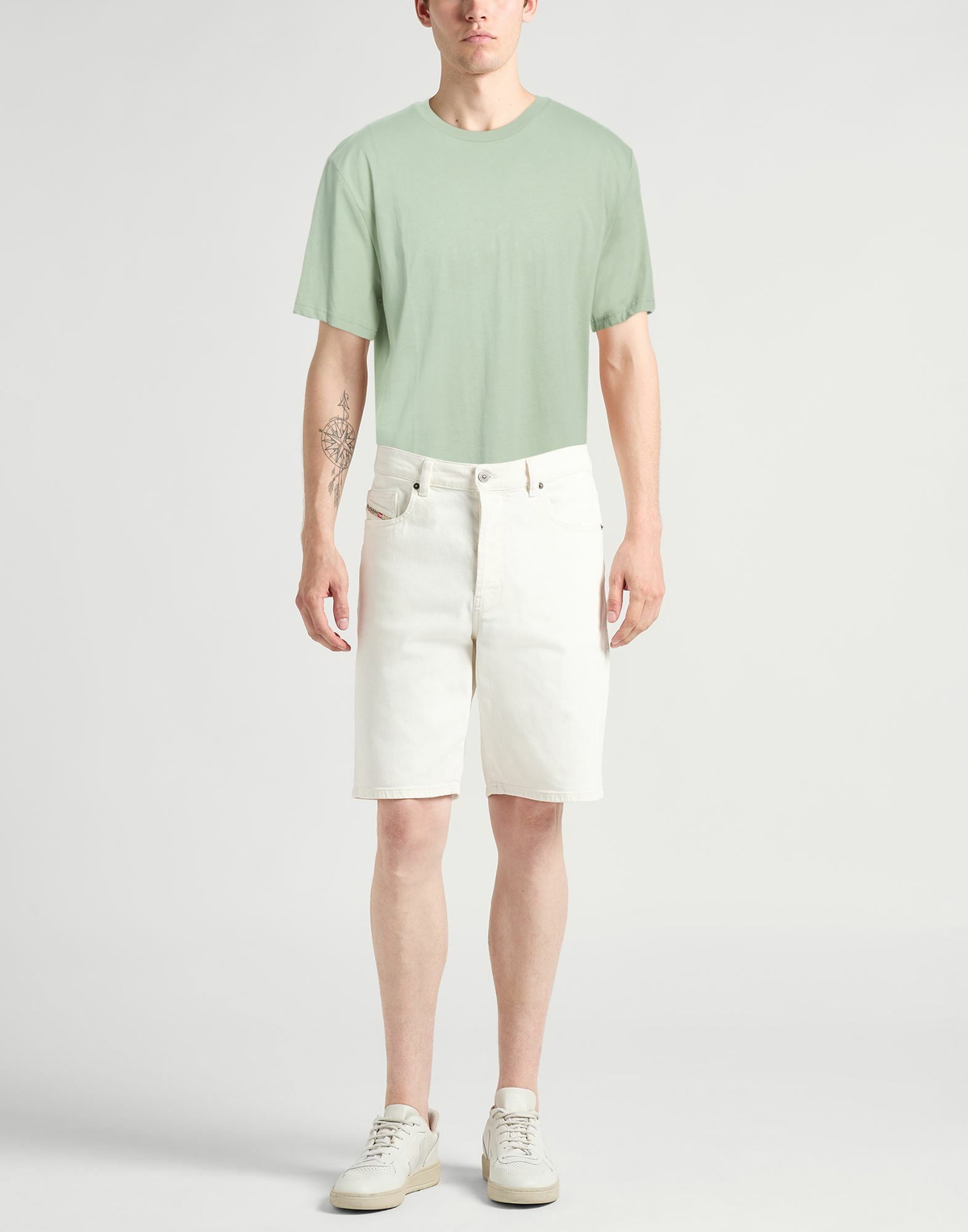 Peuterey Mens T-shirt in Sage green