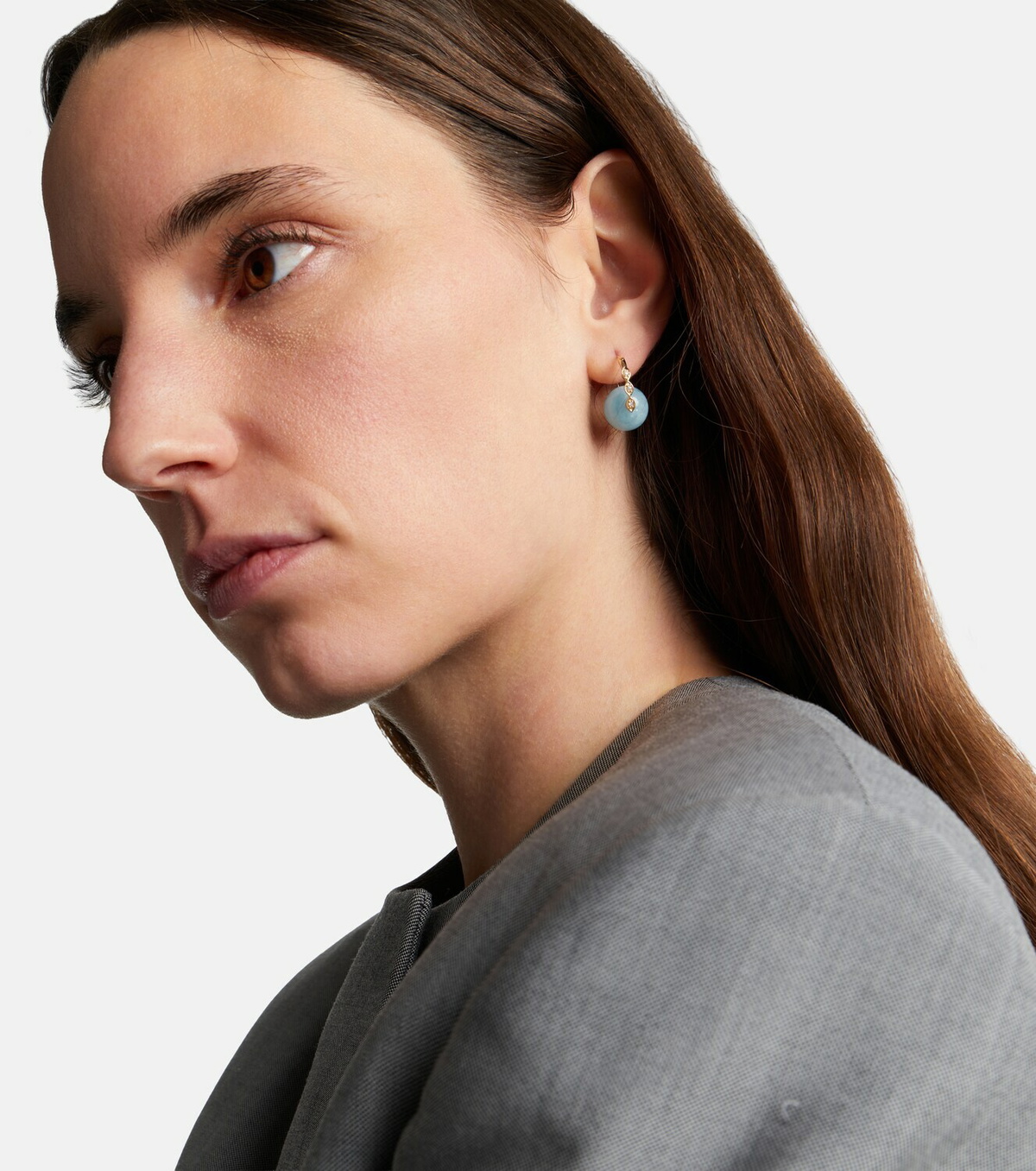 Sydney Evan 14kt gold (585/1000) earrings with diamonds and aquamarines