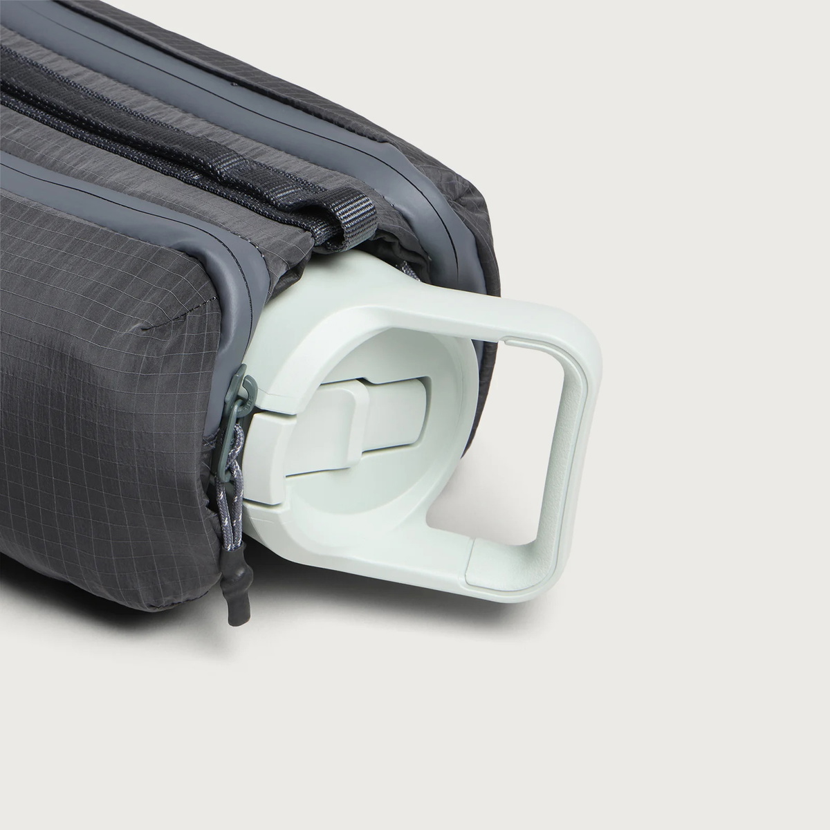 Topologie Bottle Sacoche Bag - Medium in Burnt Ash