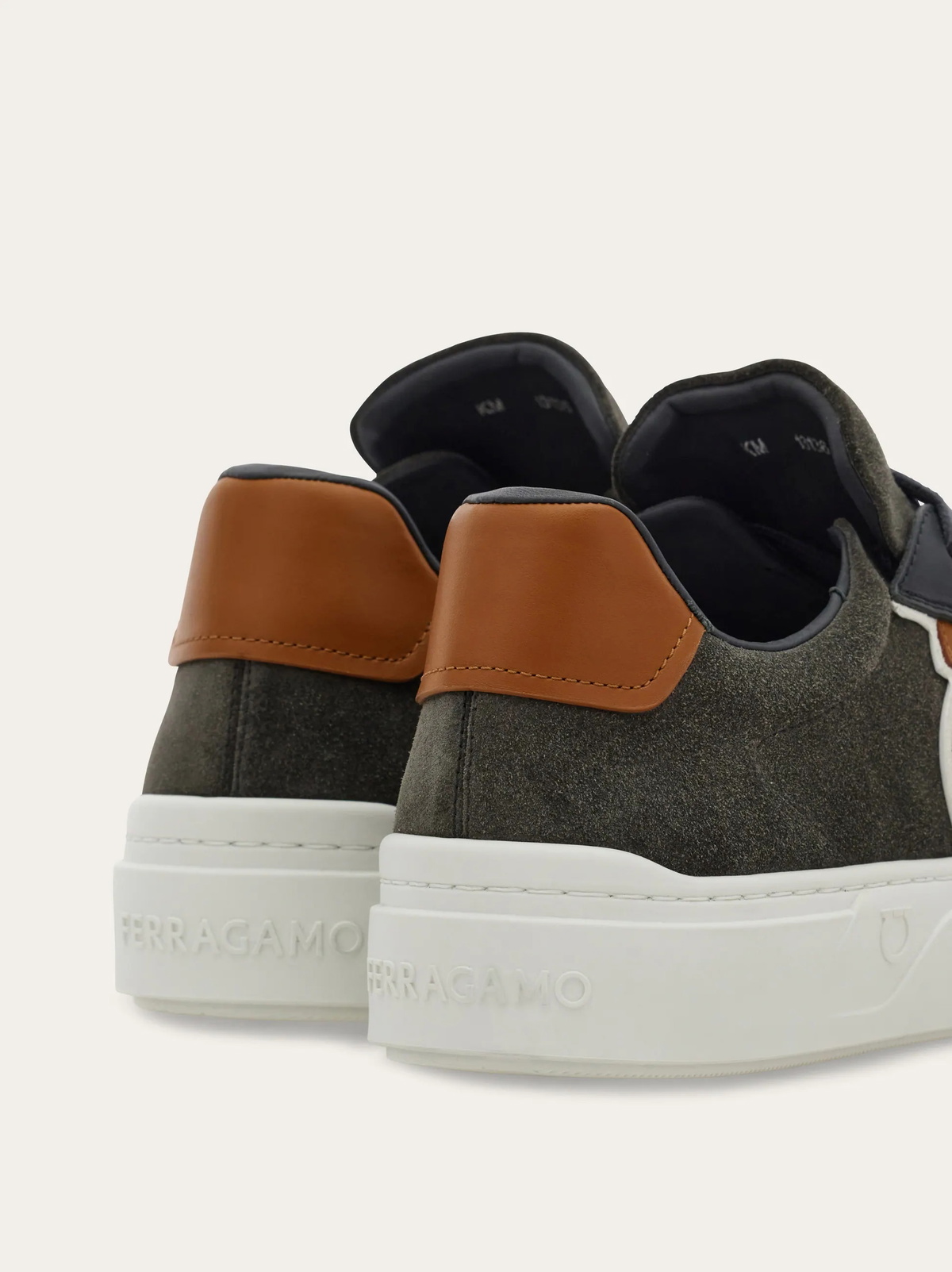 Ferragamo Mens Gancini sneaker in Grey