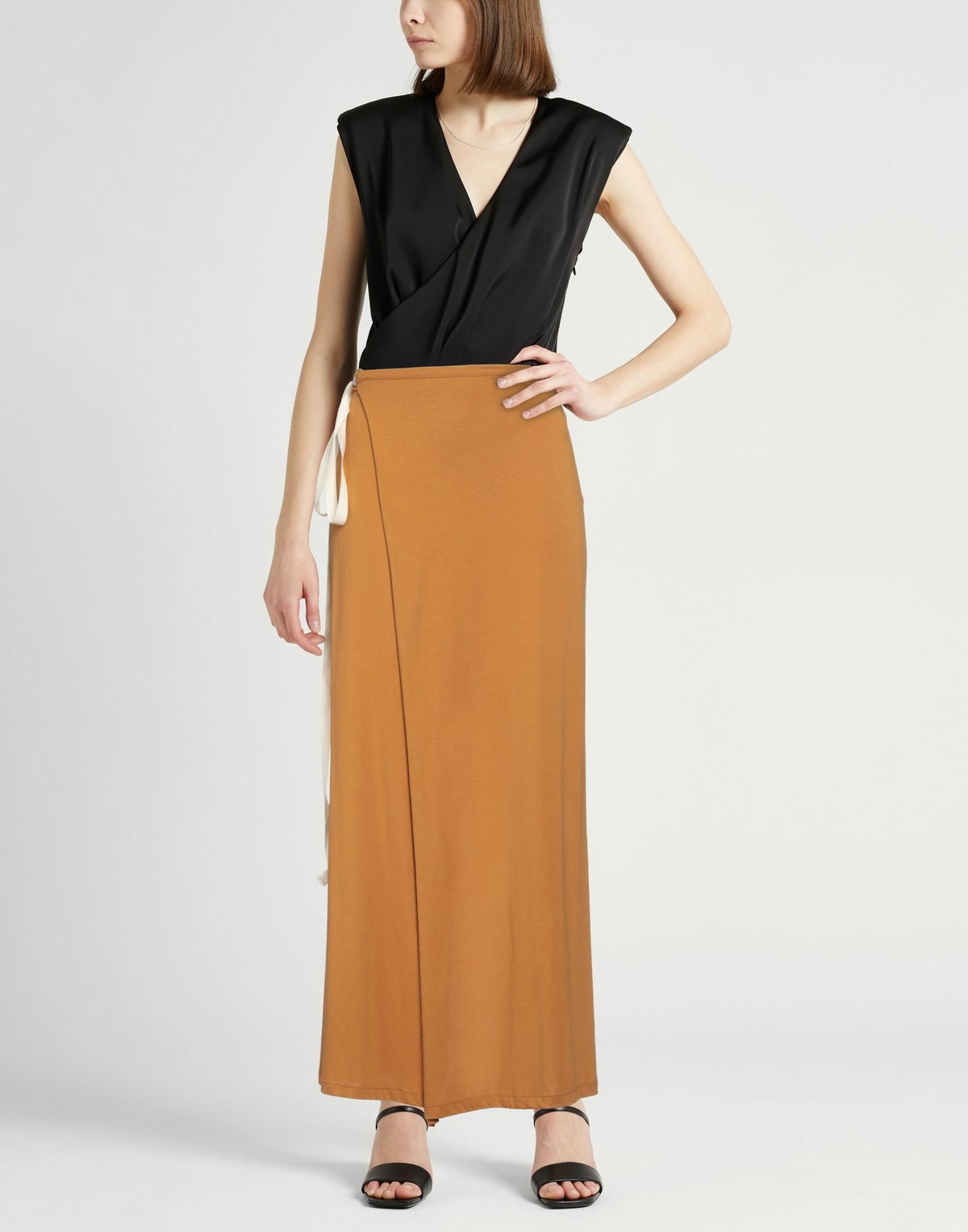 Jucca Womens Maxi skirt Camel