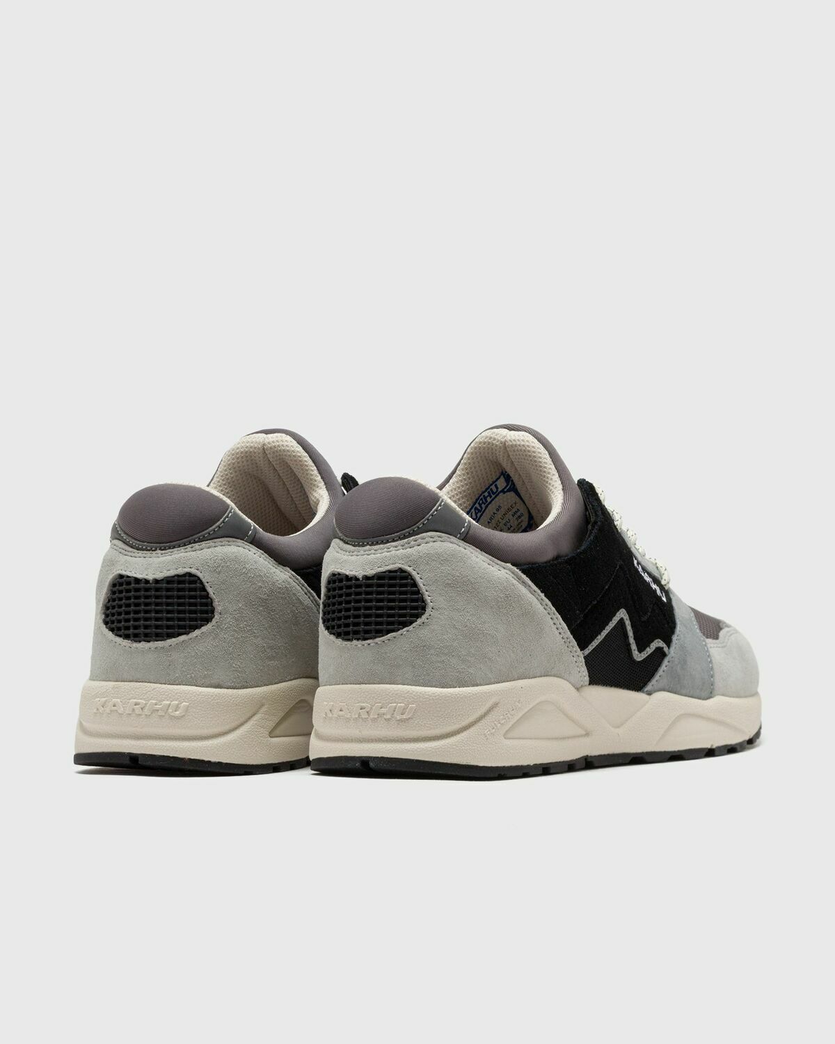 Karhu Aria 95 black/blue Mens Lowtop