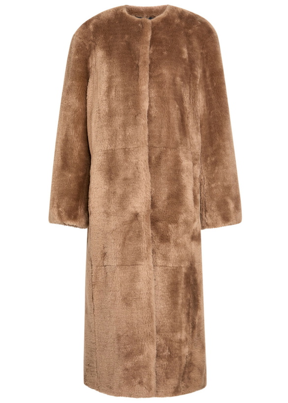 Photo: Stand Studio Gracelyn Faux fur Coat Brown