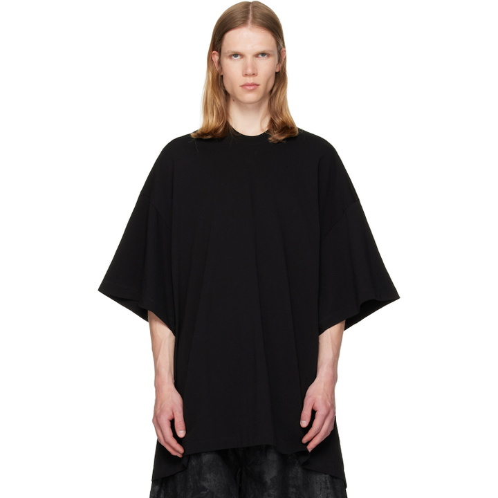 Photo: Julius Black Super Big T-shirt