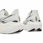Asics Running Asics Superblast 3 Sneaker in White/Black