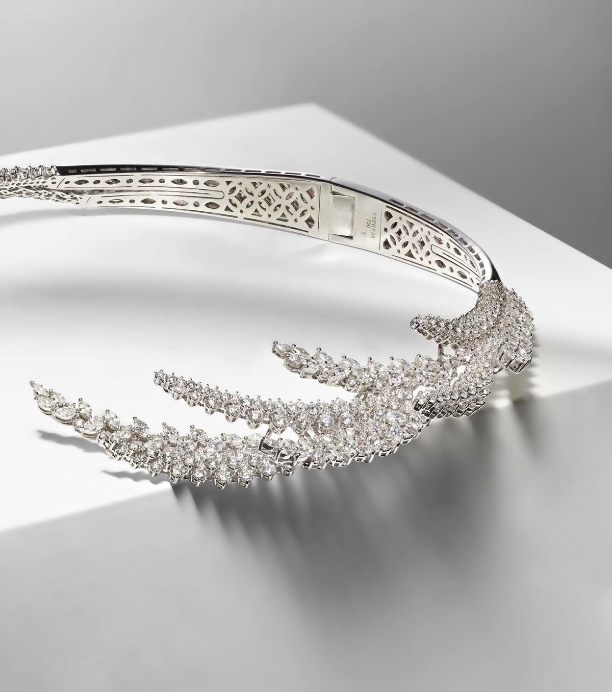 Yeprem Y-Couture 18kt white gold choker with diamonds