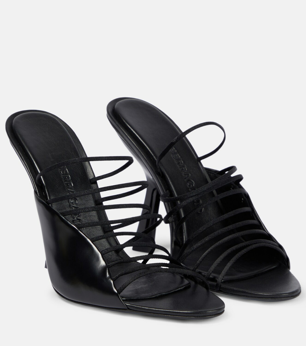 サンダル・ミュール FERRAGAMO Black fabric and leather sandals Salvatore Ferragamo Virgil Black Leather Sandal Shoe Women