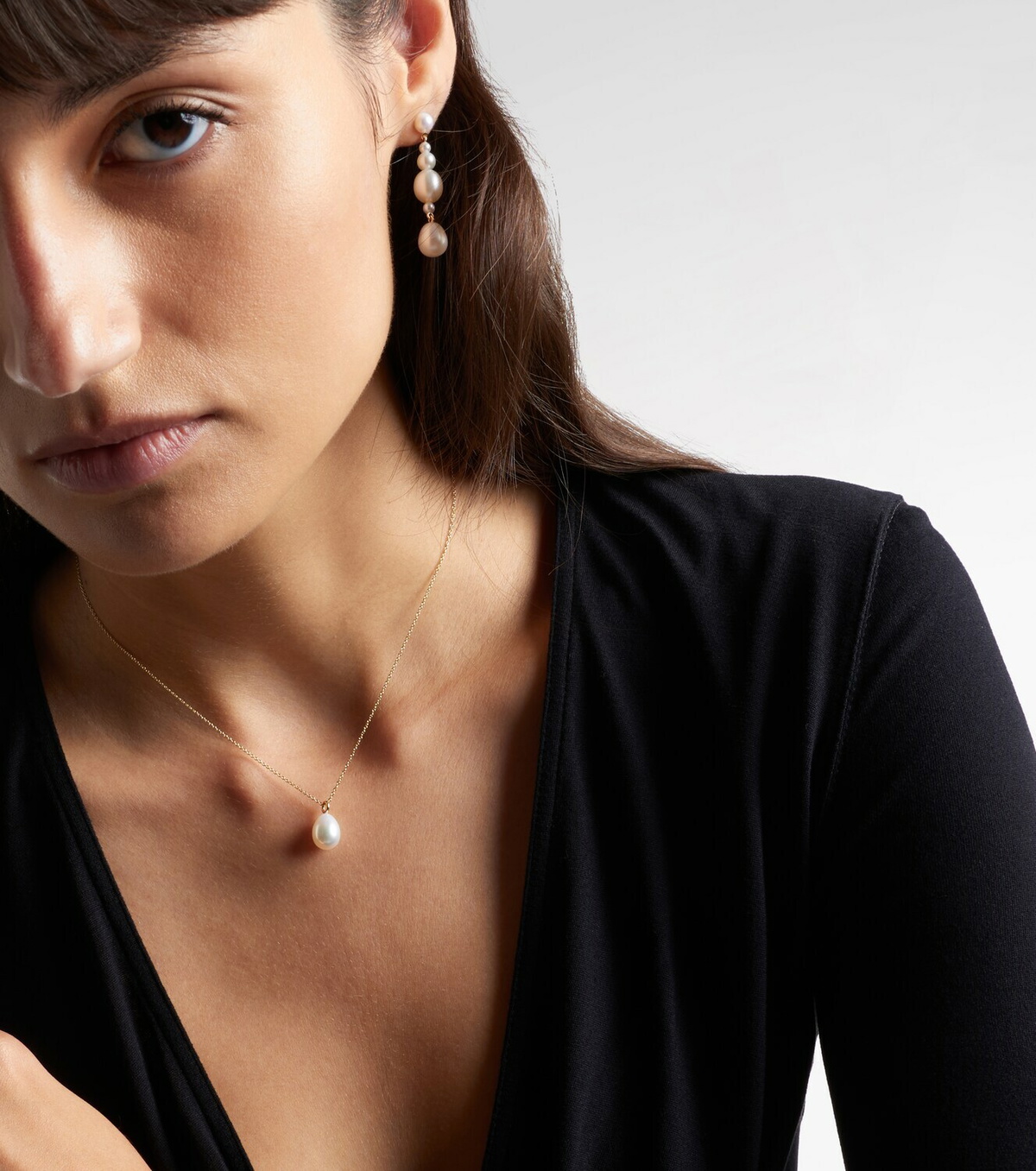 Sophie Bille Brahe Perle Poire Simple 14kt gold necklace with freshwater pearls