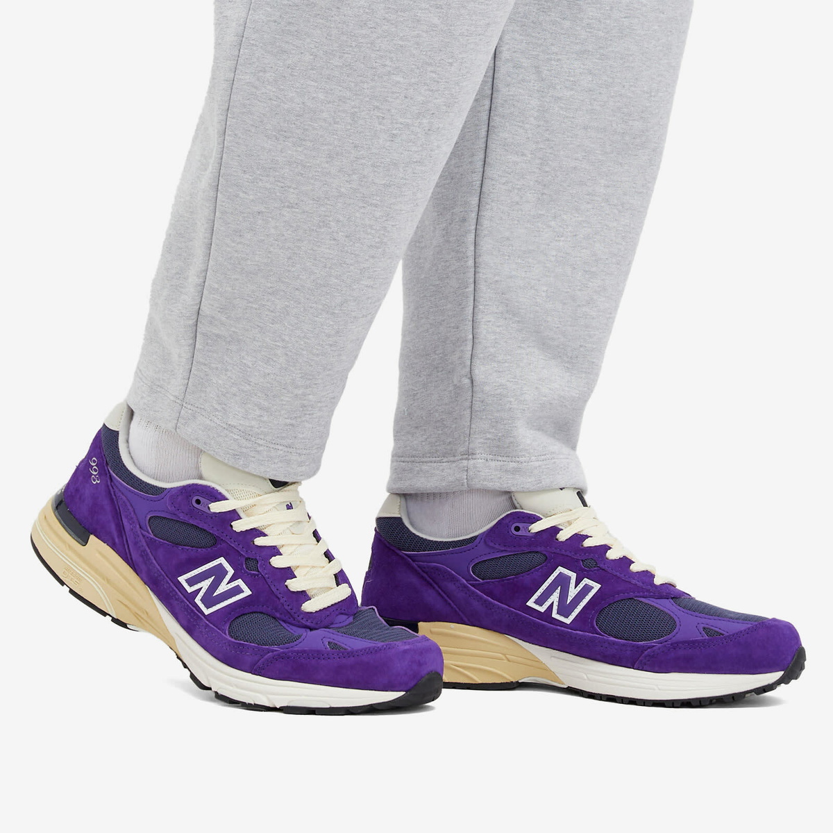 New Balance MR993PG - Made in USA Sneakers in Purple New Balance