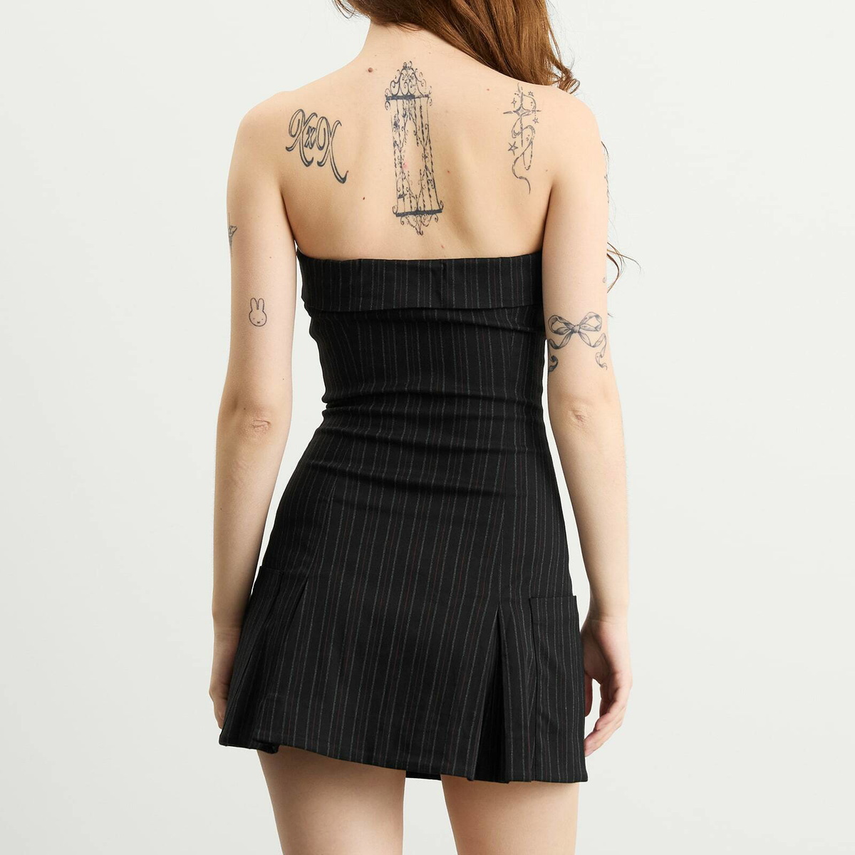 Peachy Den Women's Bardot Tailored Dress in Heavy Lead