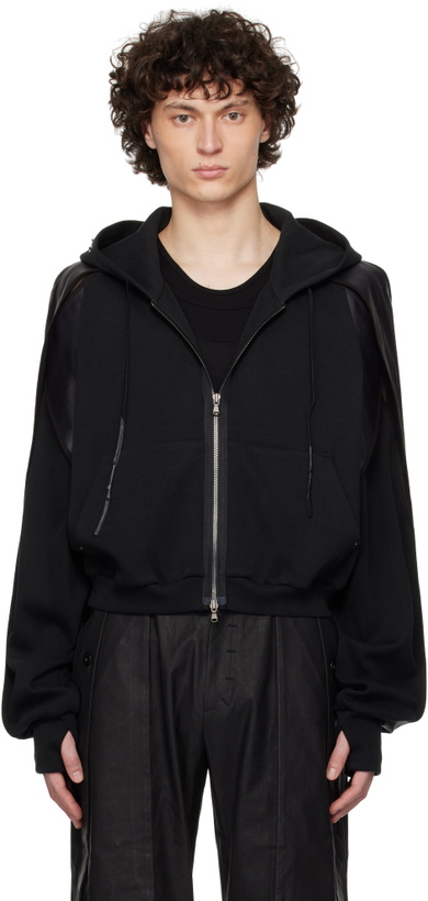 Photo: CARNET-ARCHIVE Black Horseshoe Crab Zip-Up Hoodie