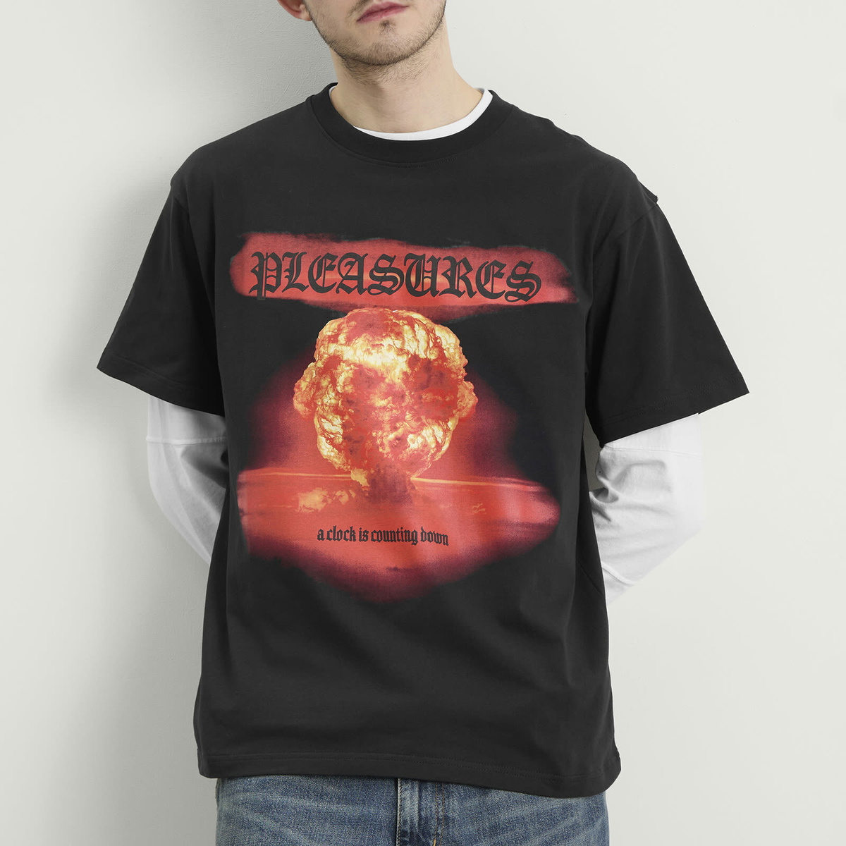Pleasures Men's Quarrel T-Shirt in Vintage Black