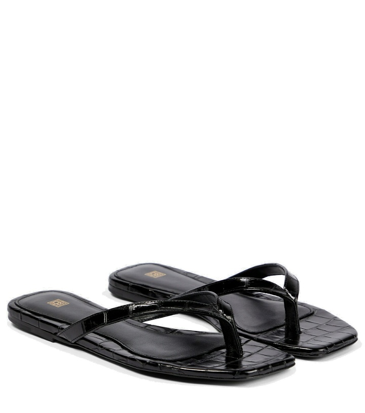 Photo: Toteme - Croc-effect leather thong sandals