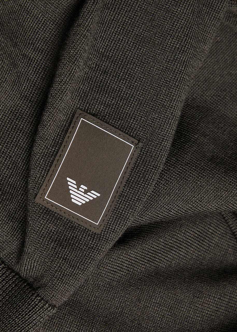Emporio Armani Travel Essential Fine-knit Jumper Dark Green