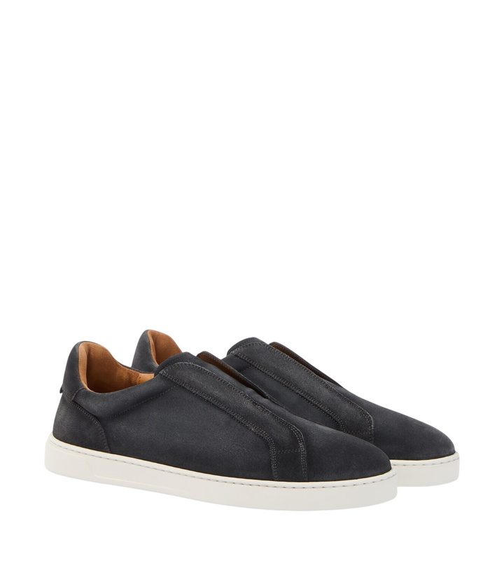 Photo: Magnanni Kona Slip suede sneakers