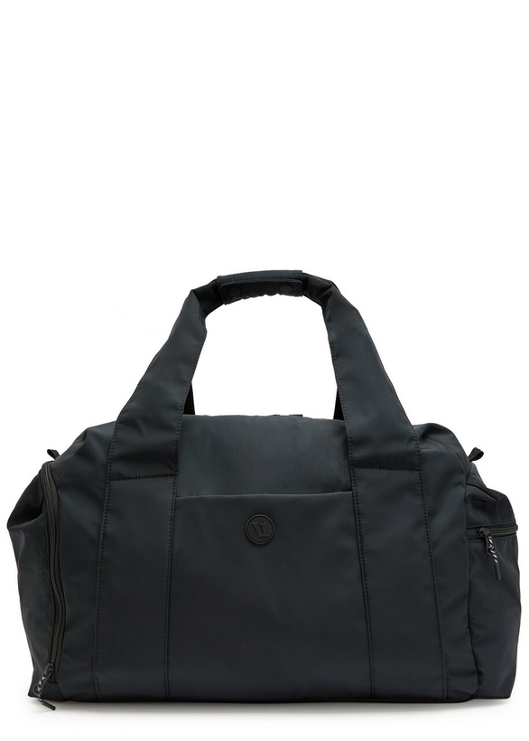 Photo: Vuori Gym 2.0 Taffeta gym bag - Black - One Size