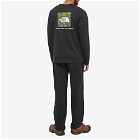 The North Face Men's Long Sleeve Red Box T-Shirt in TNF Black/Tea Green