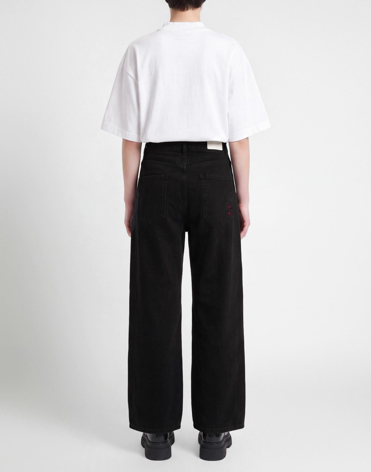 Icon Denim Womens Jeans in Black