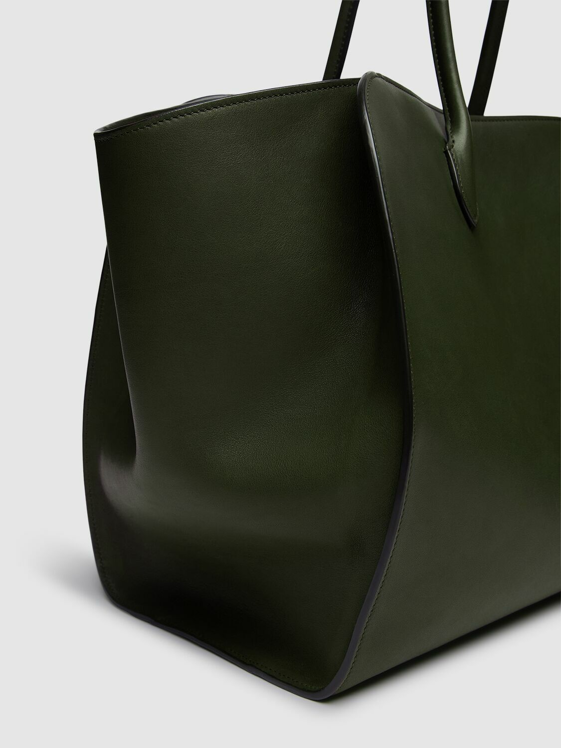 THE ROW Marlo 17 Saddle Leather Tote Bag