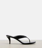 Gucci Vittoria leather thong sandals