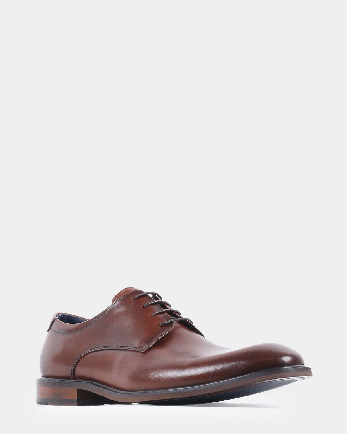 Steve Madden Victor Dress Shoes in Tan