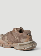 Track 3 Sneakers in Beige