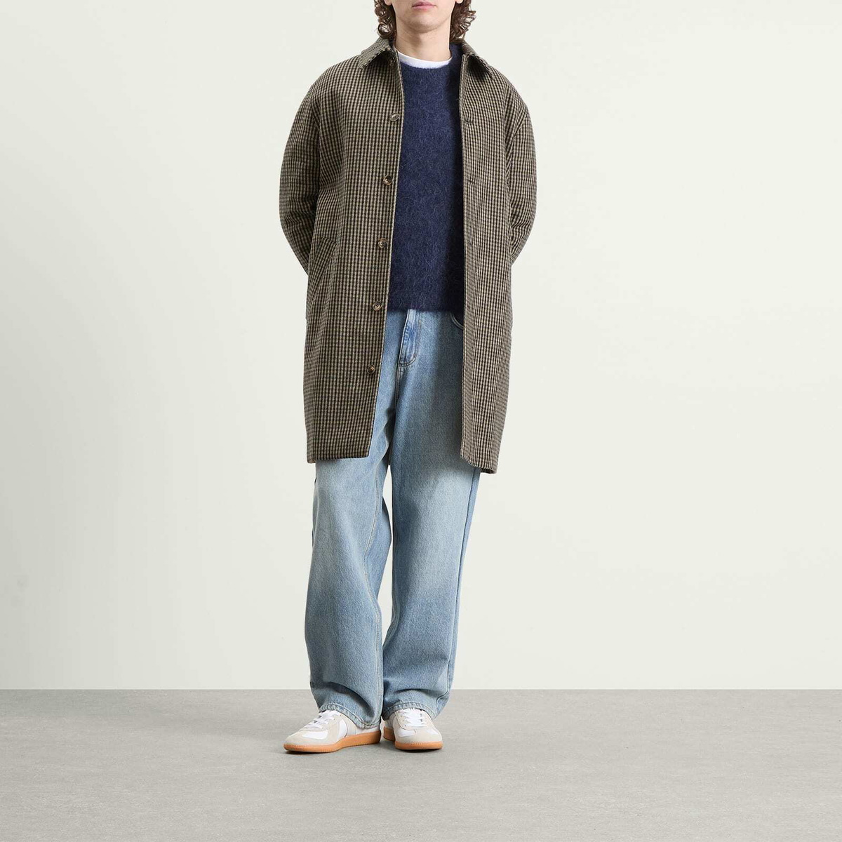 Bound Men's Dexter Cropped Alpaca Jumper in Navy