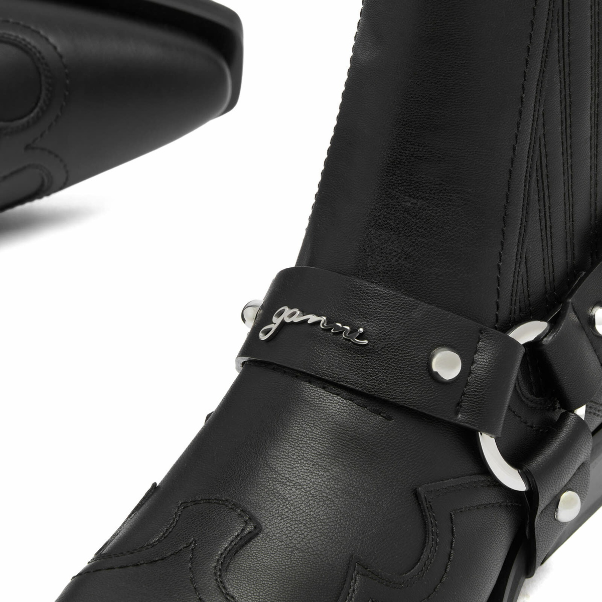 ブーツその他 GANNI STIVALE CHELSEA WESTERN FITTED Black Black Low Cut Western Chelsea Boots | GANNI US