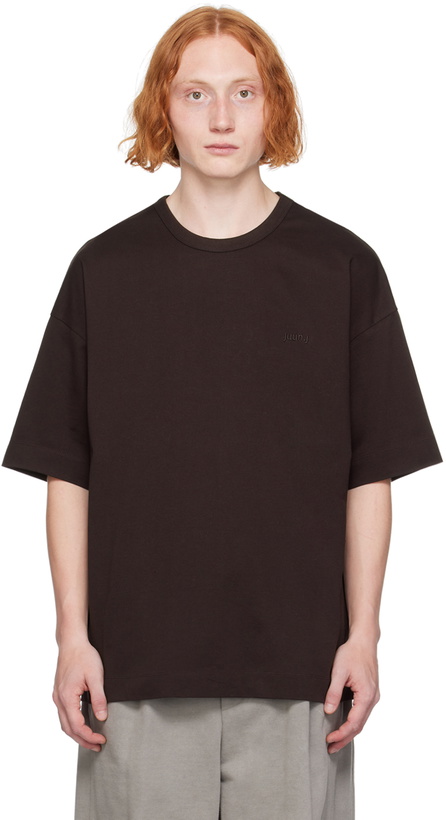 Photo: Juun.J Brown Embroidered-Logo T-Shirt