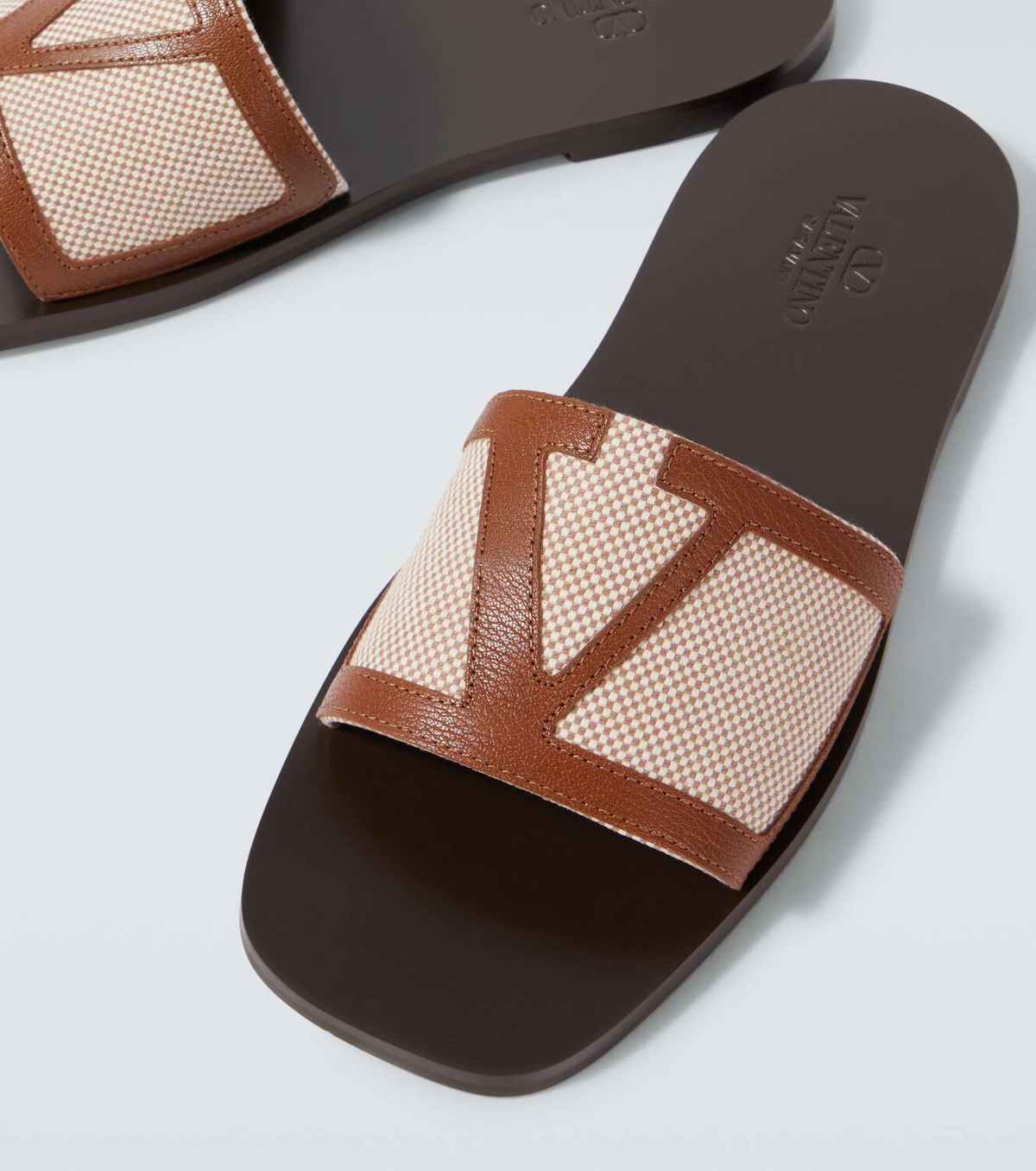 Valentino Garavani VLogo leather-trimmed slides