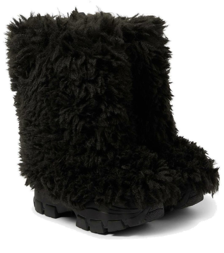 Photo: Goldbergh Bushy faux fur snow boots