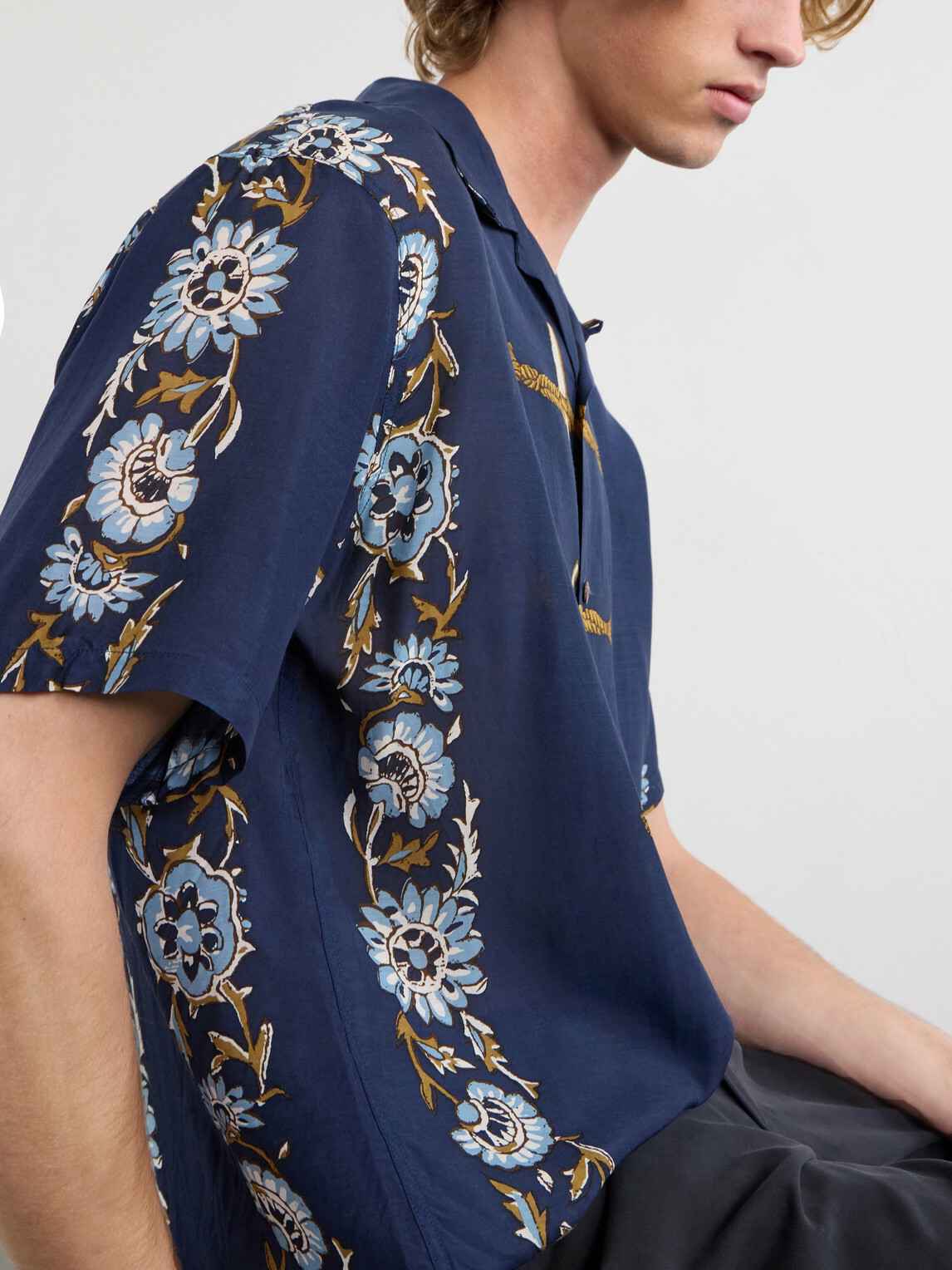 KAPITAL - Toggle & Maille Convertible-Collar Printed Woven Shirt - Blue