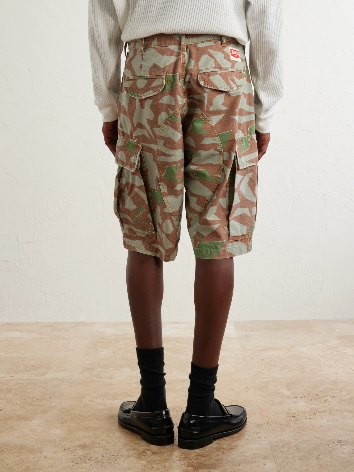 Cherry Los Angeles - Wide-Leg Camouflage-Print Shorts - Brown